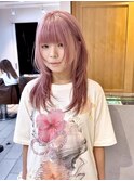 レイヤーカット　ピンク　ハイトーン　顔周りカット