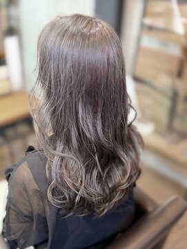 アリア トータルビューティー(Aria total beauty) グレージュカラー