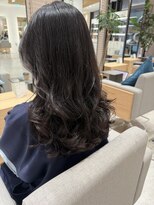 ステア ケース(stair case)&nbsp;コテ巻き風パーマ　艶髪　銀座ヘアサロン