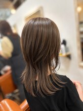 ヘアスペース クラージュ 本店 白髪ぼかし×レイヤーカット