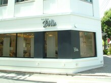 ベラ(Bella)の雰囲気（【リニューアルしました♪】駅前高架下沿い、この外観が目印★）