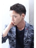 サイドパート刈り上げツーブロックネープレス
