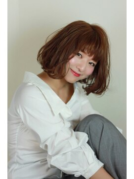 ヘアスペース リズム グリーン(Hair space Rizm green) ゆるふわミディアムボブ