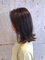 ル リヤン(Le lien)&nbsp;かき上げ外はねミディアムヘア