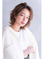 テイラー(Taylor)&nbsp;Taylor☆大宮　大人ショート×ミルクティーベージュ