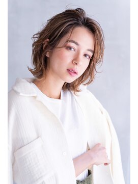 テイラー(Taylor) Taylor☆大宮　大人ショート×ミルクティーベージュ