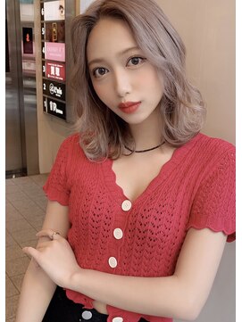 ルイス(L'wis) ハイトーンでもツヤツヤに!トップスタイリスト上條