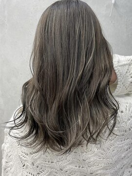 キラ 渋谷(KILLA) ハイライトオリーブ_ボブルフクールショート