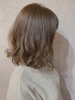 シックス ヘア ワーク ショップ(No.06 Hair Work Shop)&nbsp;アッシュブラウン ＋ ウェーブ ロブ