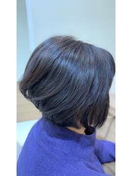 ルスト(L.u.s.t) 重ためグラデーションボブ