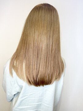 ケア バイ ノッシュ 天神大名(CARE by NOSH) 【Nosh】艶髪ライトベージュ× ナチュラルストレート