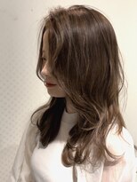 ヘアーエポック(hair epoque) くびレイヤーエモージュピンクベージュ薄めバングレイヤー