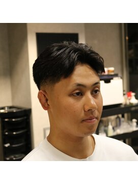 ニューオールド 三軒茶屋(NEW OLD) ショートセンターパートx フェード