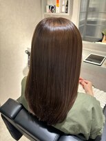 リリーヘアー(Lilly hair) オリーブベージュ