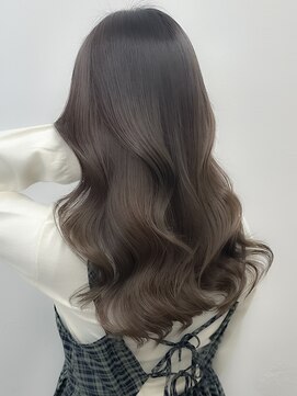 ヨンセンチメートルヒロサカ(4cm HIROSAKA) 髪質改善/グレージュ/透明感カラー/美髪/艶髪