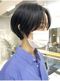 船橋大人ショートボブインナーカラー丸みレイヤーくびれショート