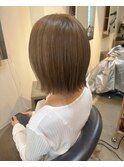 透明感ベージュ