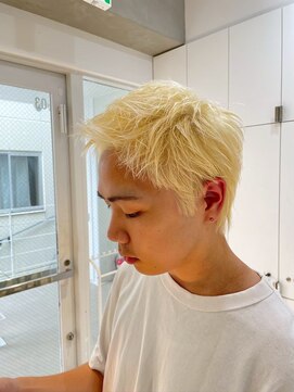 ヘアサロン ガリカ 表参道(hair salon Gallica) 【メンズブリーチ】ハイトーン金髪ショート×ラフ束感