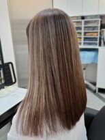 ヘアデザイニング ズーム 飯田橋店(hairdesigning Zoom)&nbsp;30代40代50代：カット＋イルミナカラー