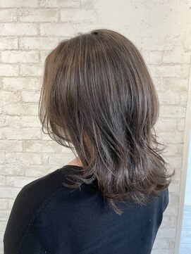 アン ココン(un.cocon) 【un.cocon吉祥寺】イルミナ オリーブブラウン ♪ウルフヘア