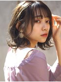 ナチュラルなくびれが可愛いミディアム