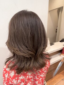 ネックス 表参道本店(nex) 【nex 表参道】白髪ぼかし ハイライト 大人レイヤー くびれ 齋藤