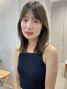 フィルムス 渋谷(FILMS) グレージュカラー