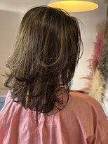 ホットリップ(HOT LIP)&nbsp;レイヤースタイル＆ハイライトカラー♪