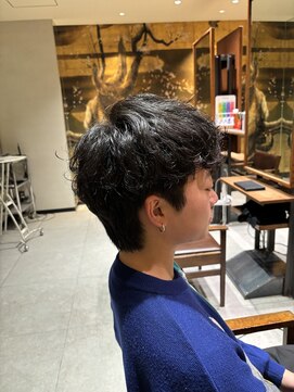 インアンドヤング(in&yang) シャドウパーマ