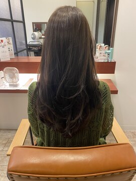 マーリャヘアー(mallia hair) レイヤースタイルレイヤーカットロングレイヤー小顔スタイル