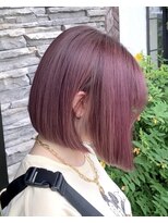 ルプラ ガーデン(le-pla garden) 前下がりショートブボブ/ボルドー/ダブルカラー/レッド/豊橋
