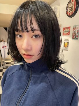 ニュウニュウ(NIU NIU) 暗めボブウルフ