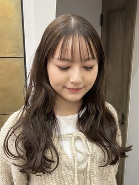 ヘアーアイスカルテット(HAIR ICI QUARTET) ミディアムレイヤー韓国風レイヤーカットワンカール