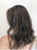 ハイライトたっぷり☆外国人風グレージュカラー♪