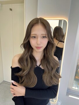 エイム(AiM) ミルクティーベージュ/中明度カラー/ブリーチカラー/艶カラー