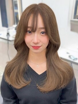 ロイオブジゼル(roi of GiseL) セミアロング　韓国ヘア　顔周り　レイヤーカット　10代20代