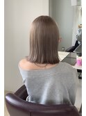 ブリーチ1回で叶える、透明感グレージュ