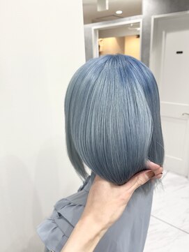 サロウィン(SALOWIN) ペールブルー♪