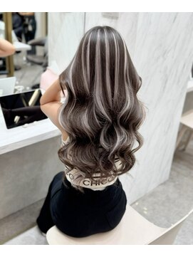 ロンド レア 天神大名店(Lond Le’a) 成人式前はケアブリーチで透明感カラー！