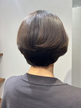 後頭部ふんわり 美シルエットショート