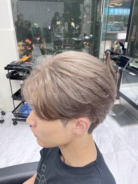 REEED 渋谷店 メンズ縮毛矯正/ニュアンスパーマ【リード】【4/3 NEW OPEN(予定)】 《メンズブリーチカラー》ミルクティーベージュ