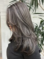 レブ 四条烏丸(Reb,)&nbsp;レイヤーハイライトグレージュカラー白髪ぼかし