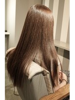 モフルディック(Mof Ludique)&nbsp;ピンクから育てる艶オリーブベージュ