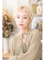 ENOAhair&spabyCOVERHAIR【ショート/白髪染め ぼかし/ヘッドスパ】【10/1開店(予定)】&nbsp;30代秋のハイトーンベリーショート