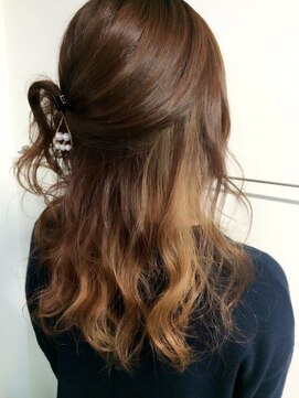 ヘアーサロン ツミキ(HAIR SALON TSUMiKi) TSUMiKi  アッシュ系インナーカラー