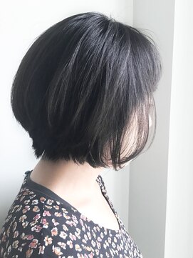 シカタ シーカ 鎌倉(CICATA/ShIKA.) 斜めバングクラシカルブルージュショートボブ【CICATA関口鎌倉】