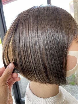 ウル(uLu.) 【ブリーチなし×透明感】アッシュベージュ☆