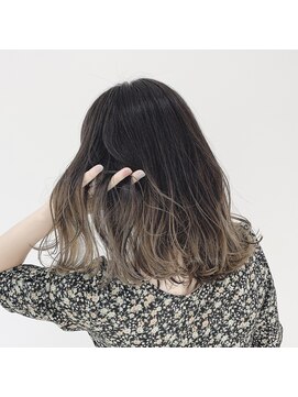 アミティー(amity) 【amity tae】大人かわいい外国人風グラデーションカラー＊