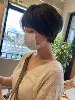 ヤエカ(yaeca) 丸みショート
