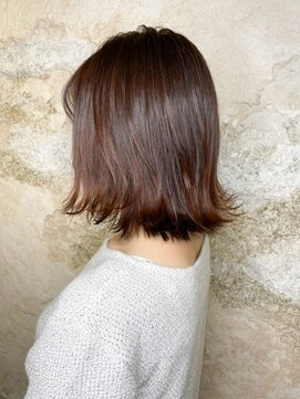 フロール 上大岡(Flor) 【Flor上大岡】*外ハネミディボブ+シアベージュ*